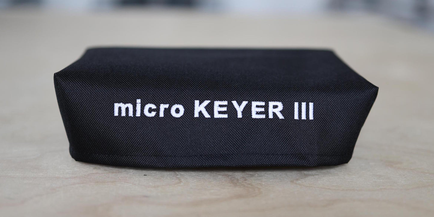 Pokrowiec Micro Keyer III - Pokrowiec z haftem na radio krótkofalarskie