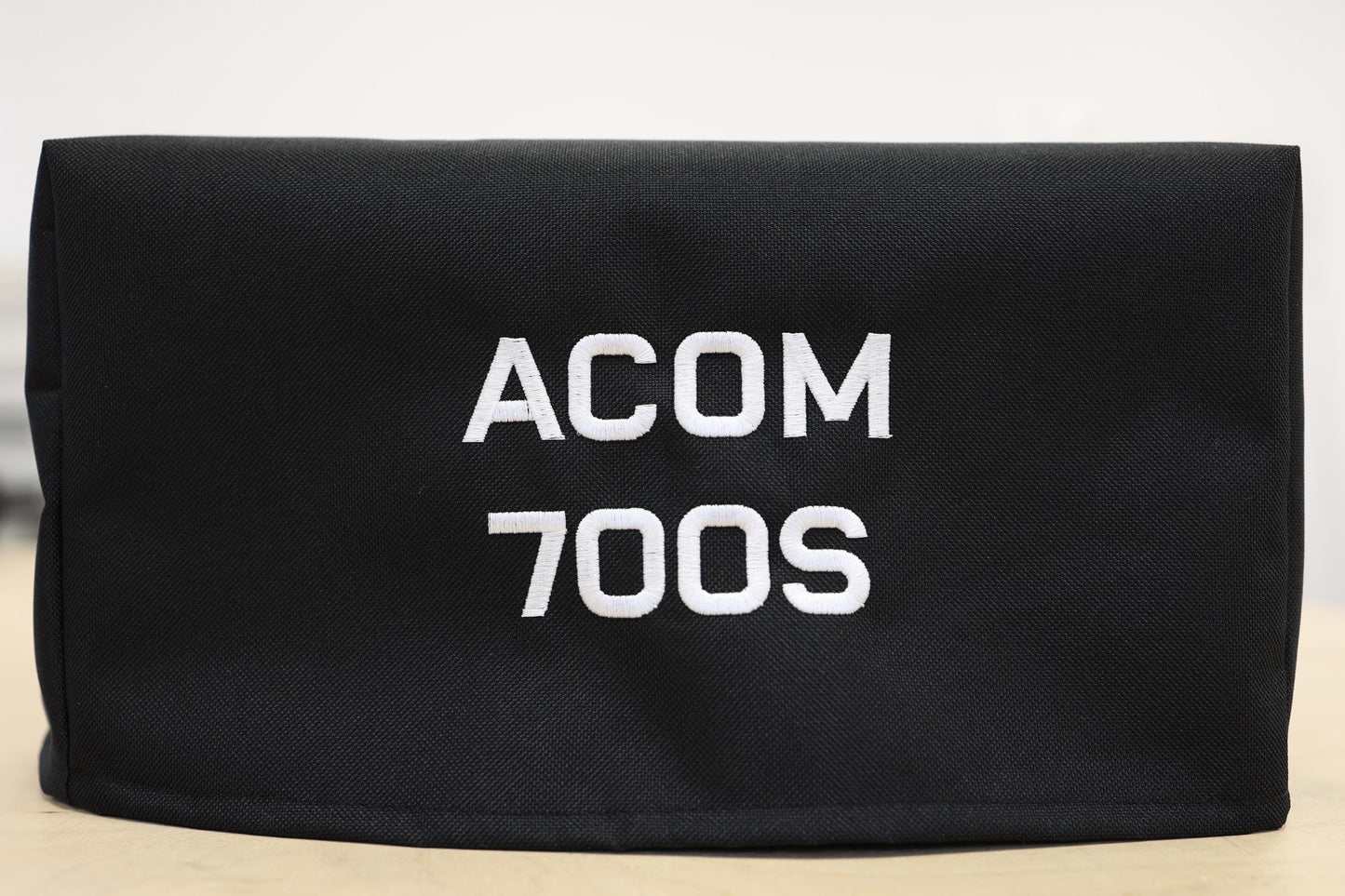 Pokrowiec Acom 700S - Pokrowiec z haftem na wzmacniacz krótkofalarski