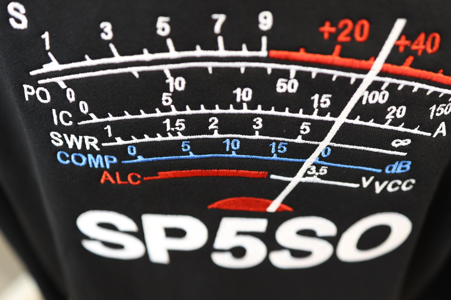 Bluza S-Meter z haftowanym Znakiem Wywoławczym Krótkofalowca - Kolor Czarny