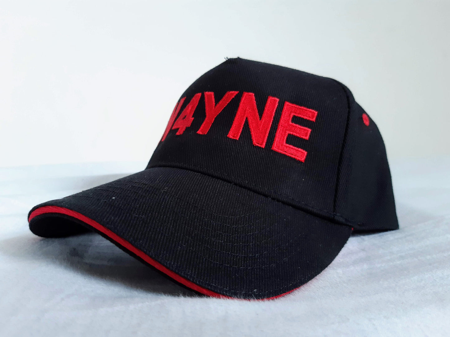 Baseball cap, large call sign, personalized with embroidery
