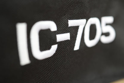 Pokrowiec IC-705 - Pokrowiec z haftem na radio krótkofalarskie