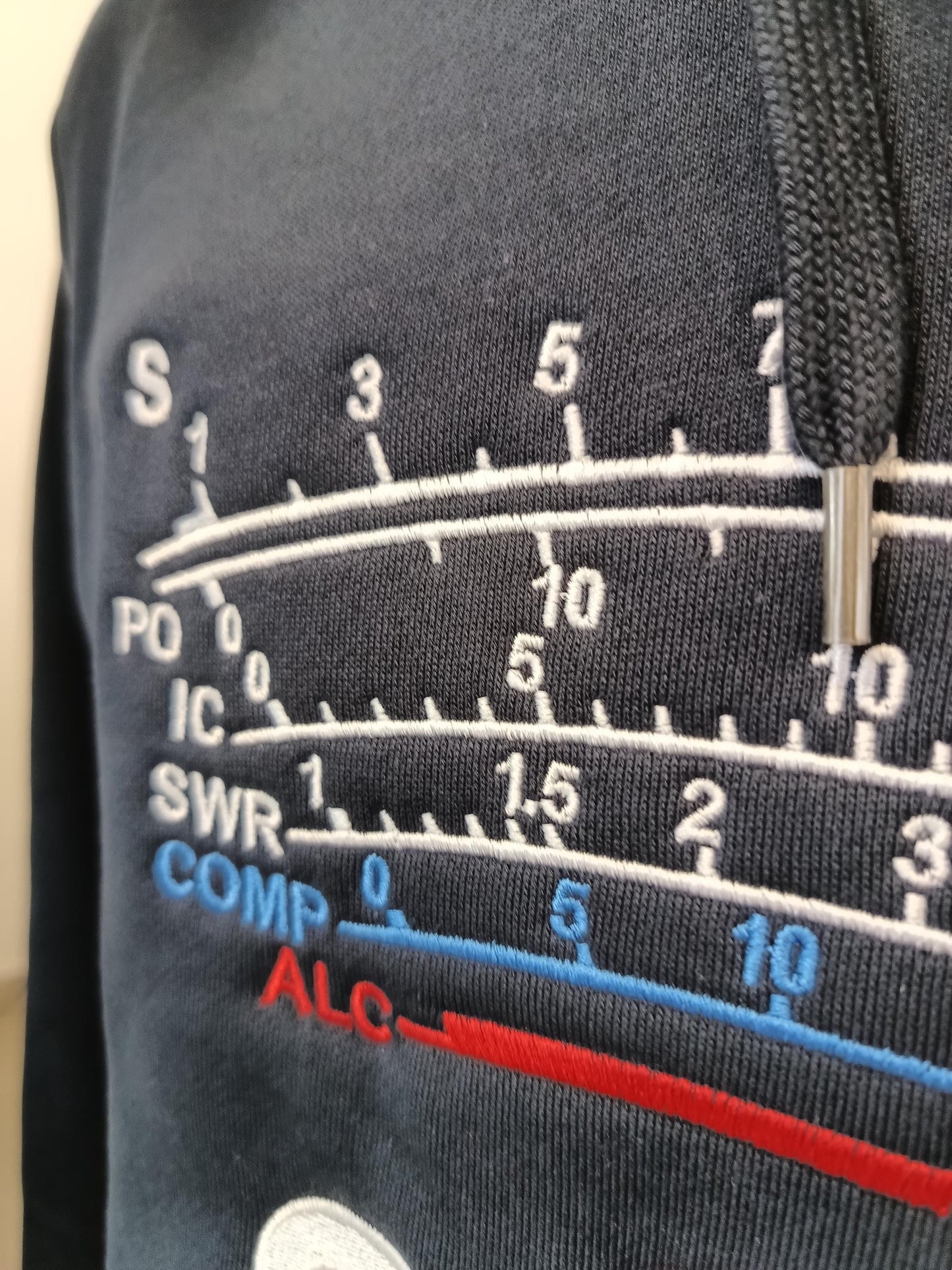 Bluza z kapturem S-Meter z haftowanym Znak Wywoławczym (S-5XL) - Kolor Granatowy