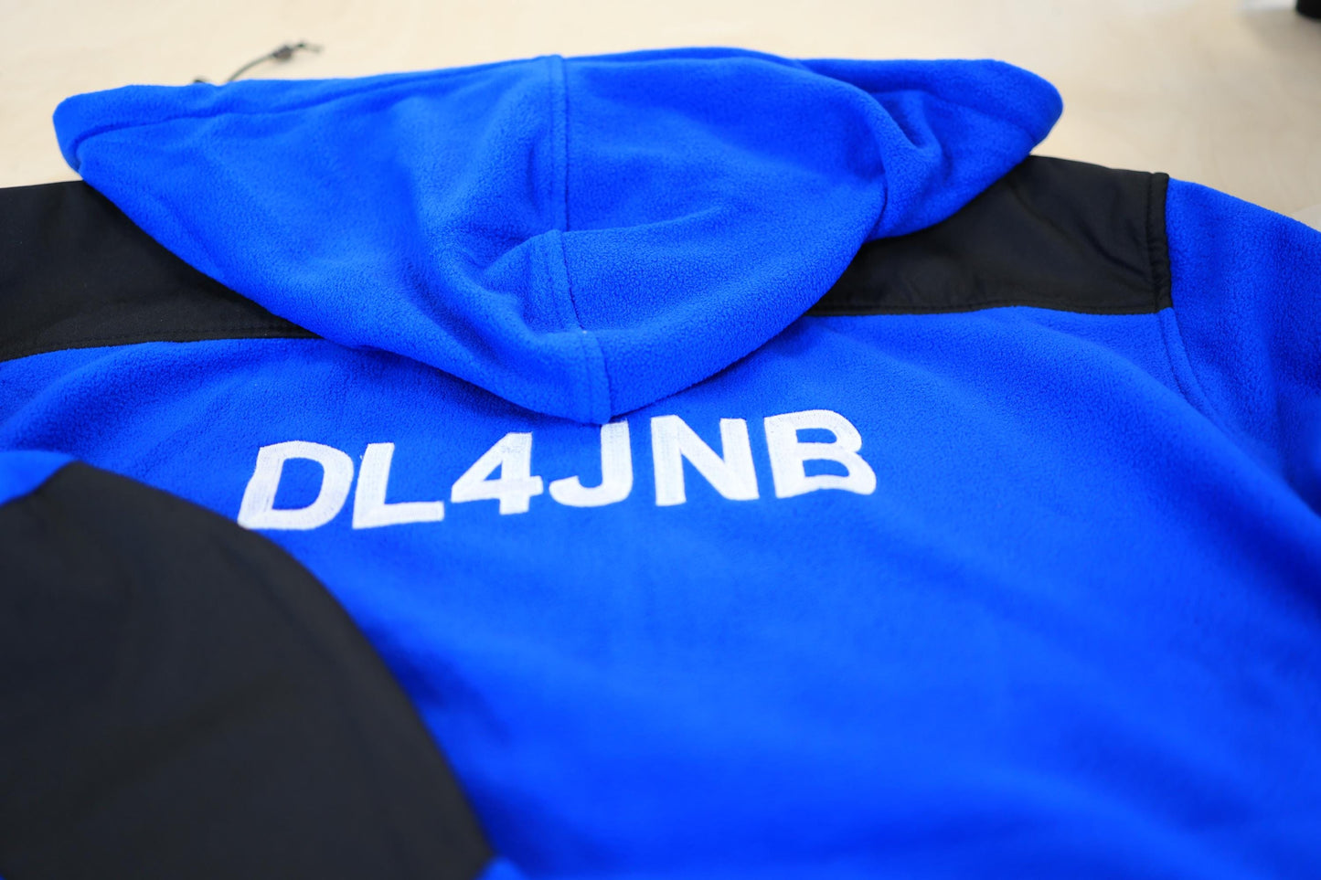 Additional option for T-shirts, polo shirts, hoodies, fleeces, etc.