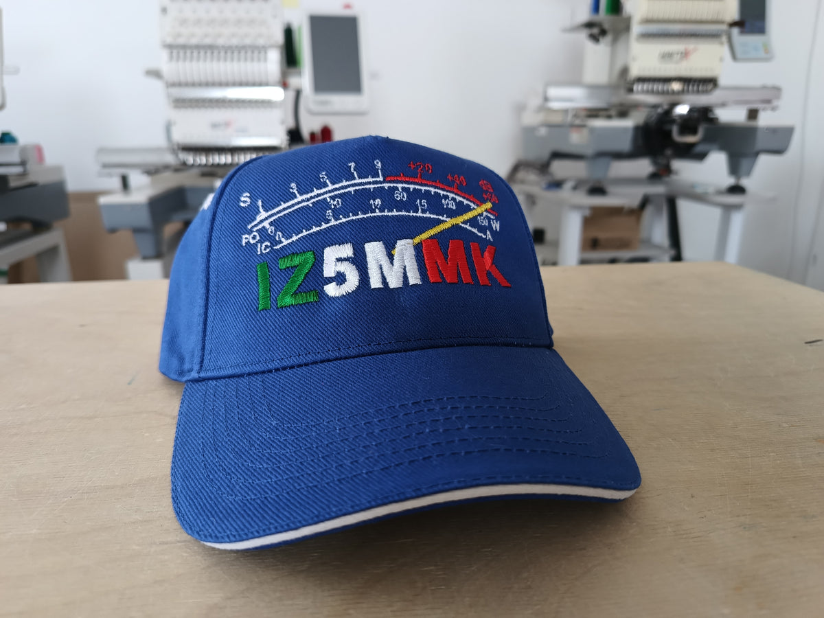 Czapka S-meter, przód czapki znak wywoławczy, personalizowana haftem