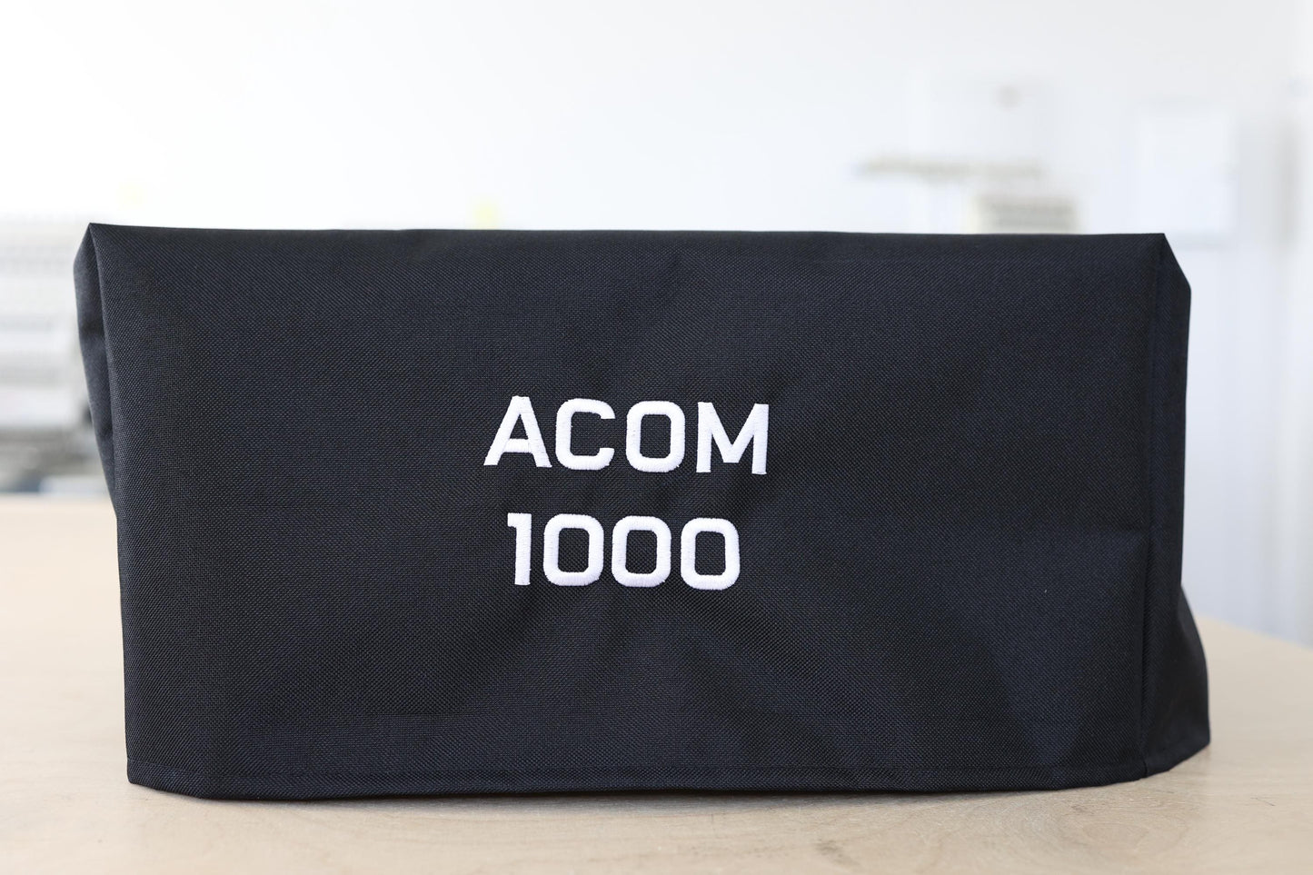 Pokrowiec Acom 1000 - Pokrowiec z haftem na wzmacniacz krótkofalarski