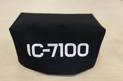 Pokrowiec IC-7100 - Pokrowiec z haftem na radio krótkofalarskie