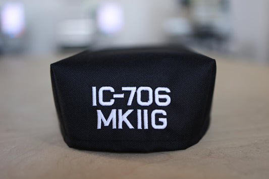 Pokrowiec IC-705 - Pokrowiec z haftem na radio krótkofalarskie