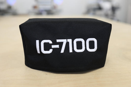Pokrowiec IC-7100 - Pokrowiec z haftem na radio krótkofalarskie