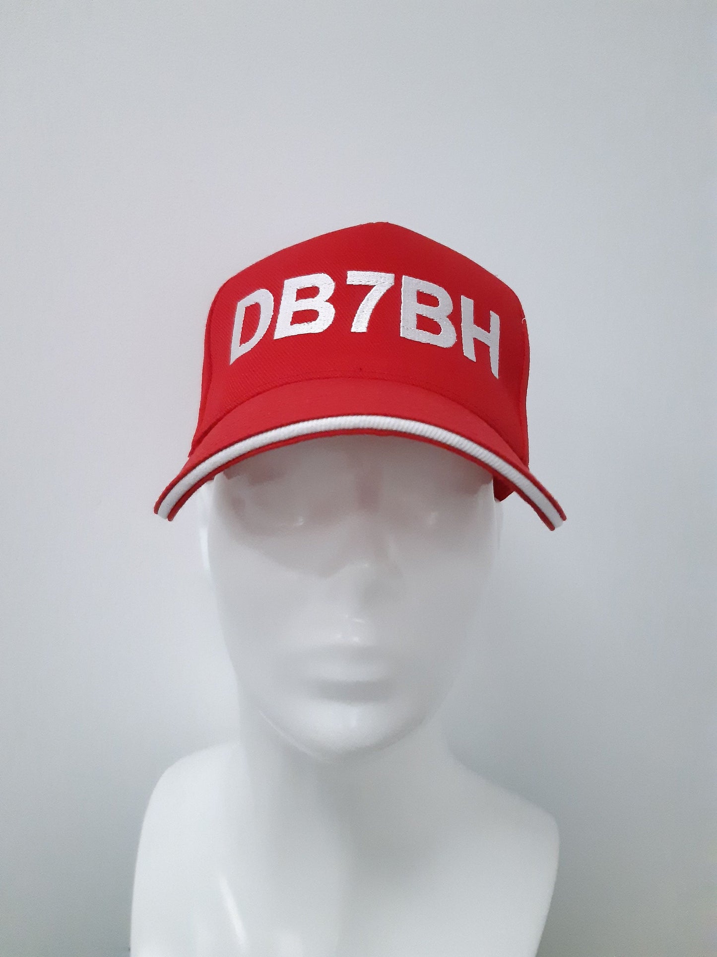 Baseball cap, large call sign, personalized with embroidery